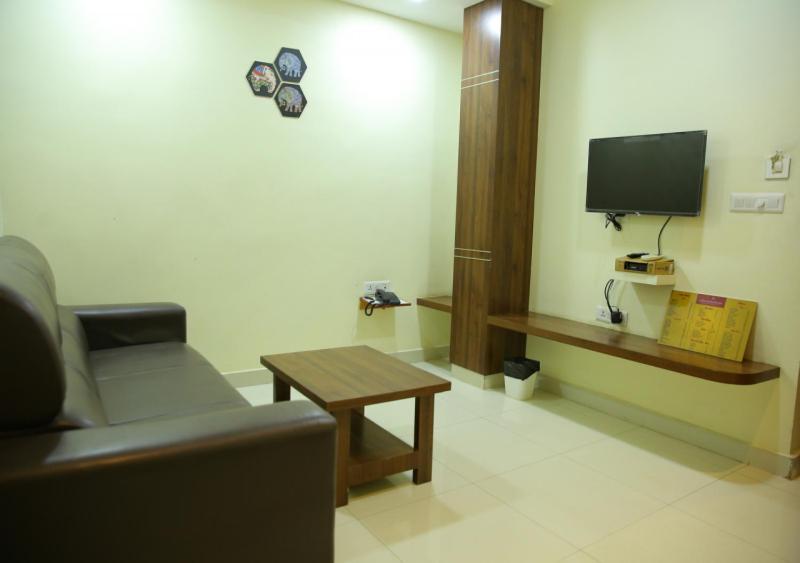 Hotel Maruthi Inn Nirmal  외부 사진